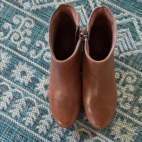 CLARKS Wedge Brown Bootie - Picture 2 of 6